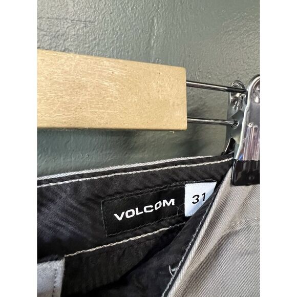 Volcom Mens Khaki Chino Shorts Size 31 - Picture 3 of 3
